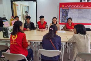 浓浓关爱暖人心，天行（中国）天行在线党支部慰问困难单亲家庭